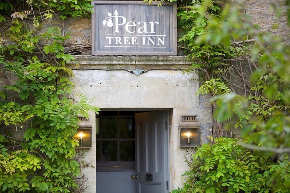 The Pear Tree Inn Melksham Exterior photo